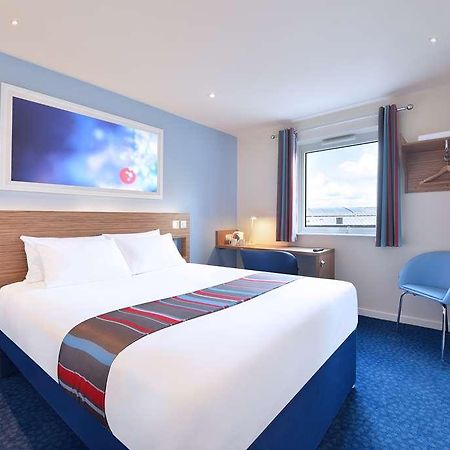 แทรเวลลอดจ์ คิงส์ตัน อะพอน เธมส์ เซ็นทรัล Hotel ลอนดอน ห้อง รูปภาพ
