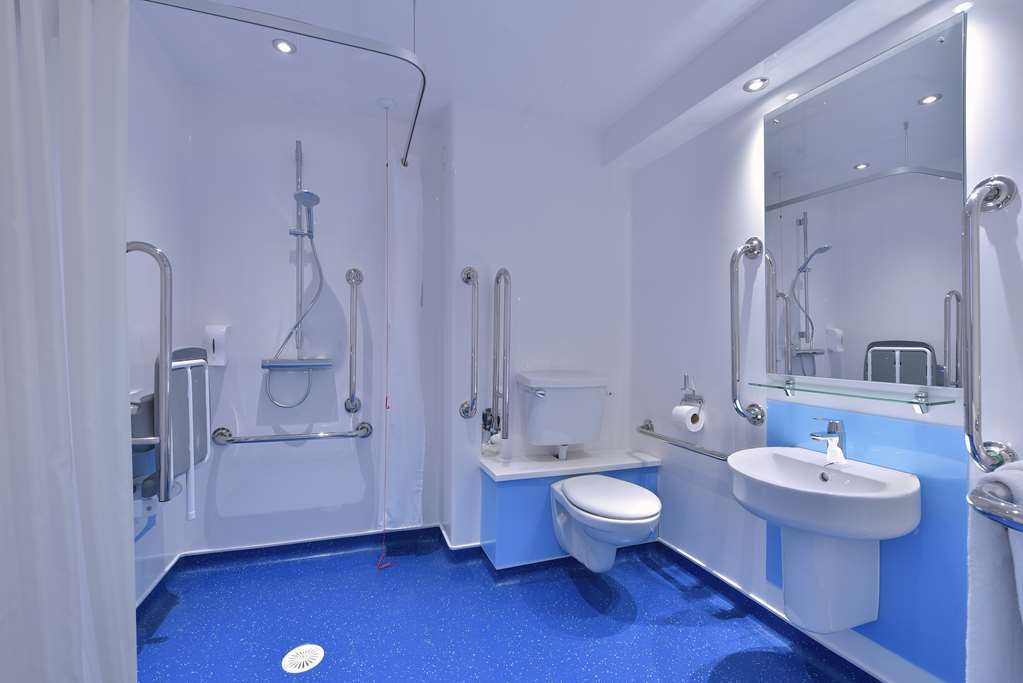 แทรเวลลอดจ์ คิงส์ตัน อะพอน เธมส์ เซ็นทรัล Hotel ลอนดอน ห้อง รูปภาพ